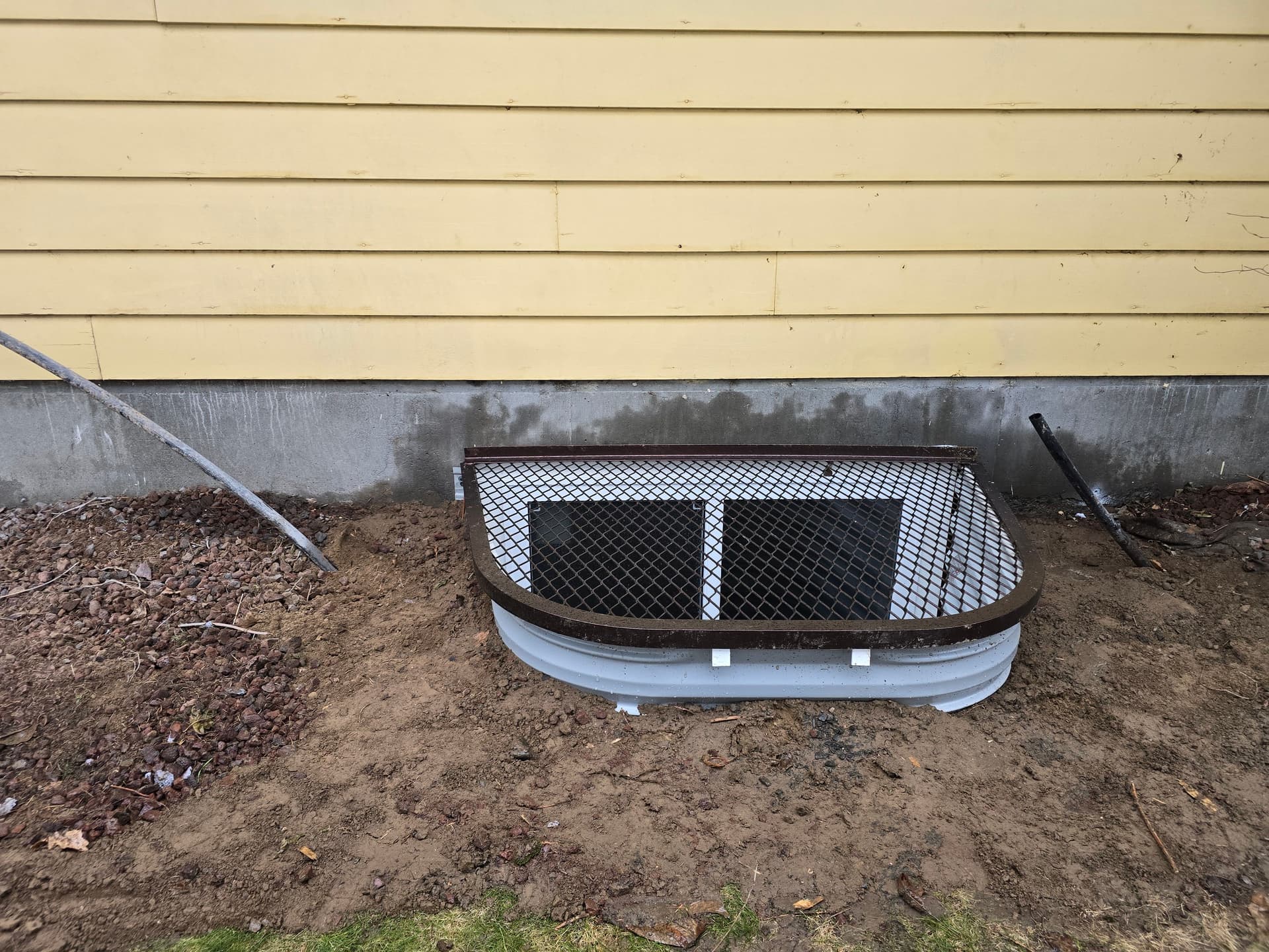 Gallery photos for Egress Window Revamp in Ritzville: Image #1